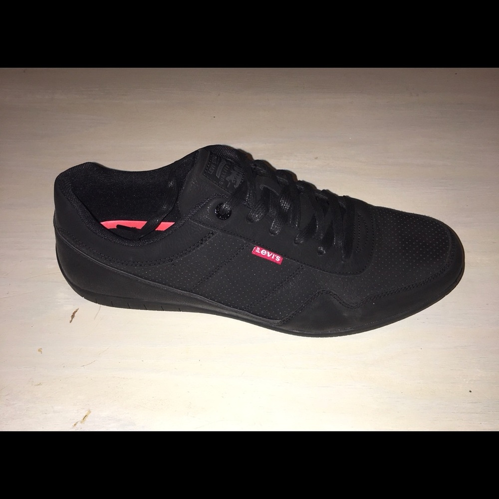 Levi’s Black Shoes Size 13